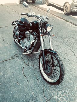 Suzuki Intruder 800 - 3