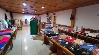 Zrekonštruovaná 2 podlažná obchodná budova, 1200m2, Dlhé nad - 3