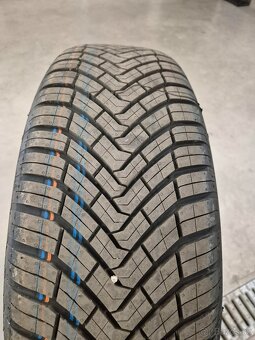 Dacia Duster Pneu - 3