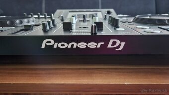 Pioneer XDJ RX2 konzola - 3