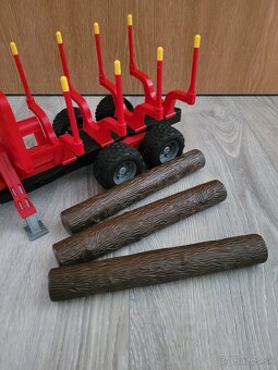 Prepravník dreva s nakladačom Bruder - 3