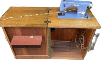 Minerva - šľapací šijací stroj - 3