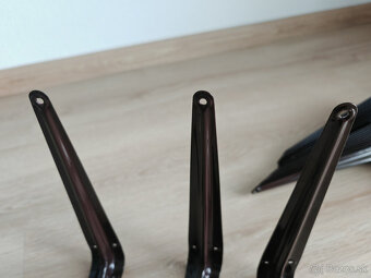 Konzoly na poličky - 3