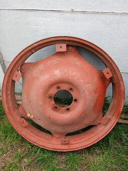 Traktor RS 09 koleso, disk - 3