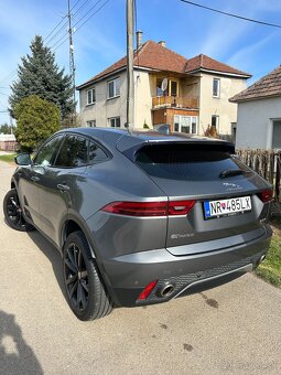 JAGUAR E-PACE 2,0 D 8/2018 automat 4x4 - 3