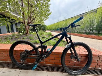 Trek Slash 8 ve velikosti L - 3