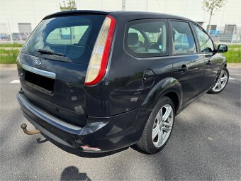 Ford Focus 1.6Tdci GHIA - 3