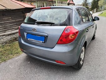 Predám Kia Ceed 1.4 benzín, r.v. 2007 - 3