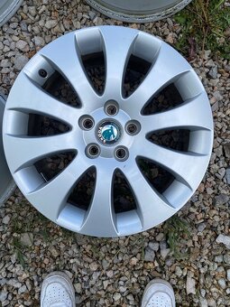 Skoda 7Jx17 5x112 - 3