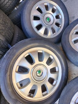 4ks alu disky orig. Škoda 5x100 r16 pneu 205/55 r16 4mm - 3