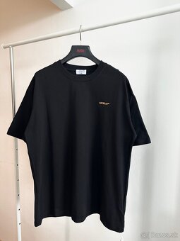 Off White tee - 3