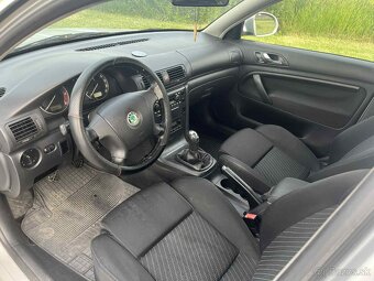 Škoda Superb 1.9 TDI 85 KW rv 2008 - 3