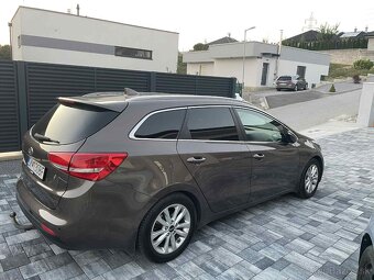Kia ceed sw 1.4 CCVT Benzin +Plyn - 3