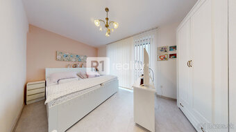 Dvojdom "SpA 24" /2 x 4 izbové byty s vlastným pozemkom/dv - 3