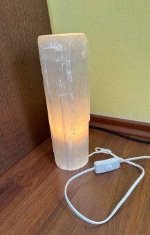 STOLOVÁ LAMPA z kameňa SELENIT 3,90 kg - 3