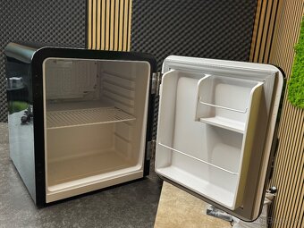 Retro mini chladnička Klarstein– 48 L, čierna (TOP STAV) - 3