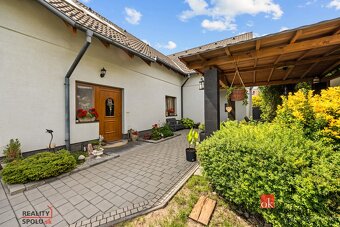 Krásny , slnečný , dvojgeneračný rodinný dom vo Vajnoroch - 3