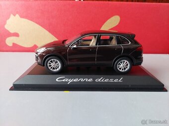 🟠 Predám model auta 1:43 Porsche Cayenne 2 Gen (2010) 🚗 - 3