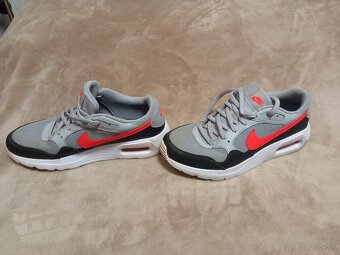 Predám Nike tenisky 38,5 - 3
