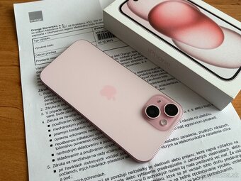 Apple iPhone 15 128GB Pink - 3