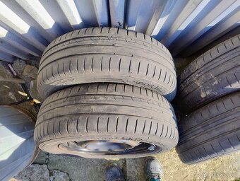 Predám sadu letných pneumatík 185/65R15 s diskami - 3