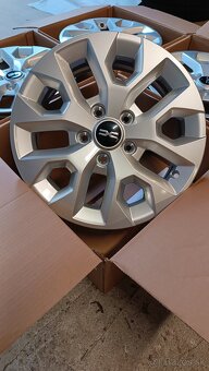 R16 dacia duster 5x114,3 mm - 3