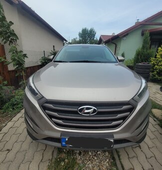 HYUNDAI TUCSON 2,0 - 4x4 - 3