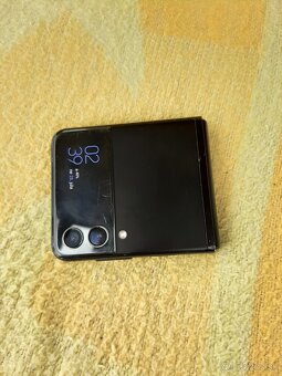 Samsung Zflip3 - 3