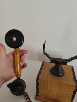 Starý Tesla telefon - 3