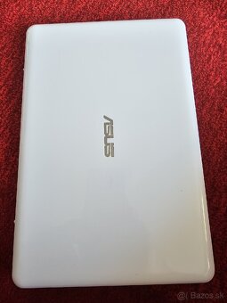 Asus E200h model bielé na náhradné diely - 3