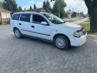 Продам Opel Astra, на полном ходу, двигатель 1.4 бензин, - 3