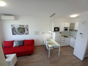 Svetlý 1-izbový byt s balkónom a parkovaním - 3