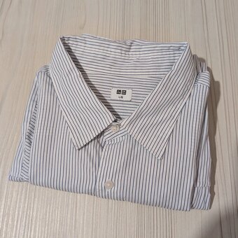 Klasická pruhovaná košeľa od UNIQLO - 3