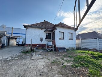 PREDAJ rodinného domu s rozsiahlym pozemkom Sereď - 3