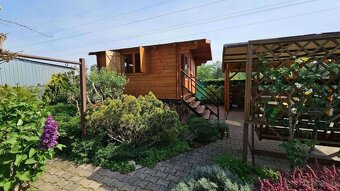 PREDAJ, Krásna záhradka s chatkou v Seredi, PRI HRÁDZI - 3