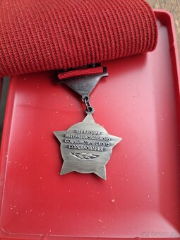 Medaile,vyznamenanie za socialisticke sutazenie - 3