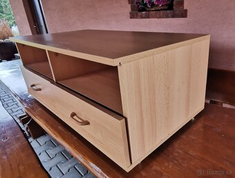 Skrinka pod TV - 3