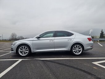 Škoda Superb 2.0 TSI 4x4 Laurin & Klement (2023) - 3
