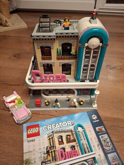 lego Creator Expert - Downtown Diner (10260 - 3