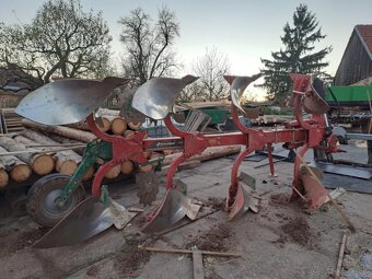 Pluh Kverneland 150B - 3