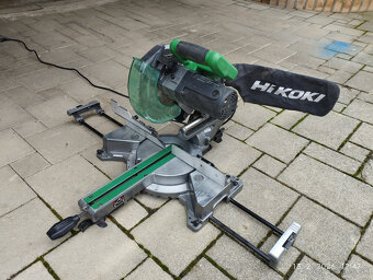 Pila Hikoki (Hitachi) - 3