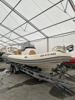 Zodiac Medline III Evinrude 250HP - 3