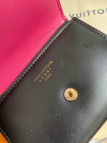 Nádherná černá peněženka Louis Vuitton - 3