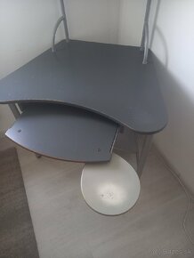 počítačový stolík - 3