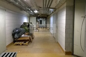 3 sam. sklady (131-204 m2, 1. PP, nakl. rampa, výťah, KE-V) - 3