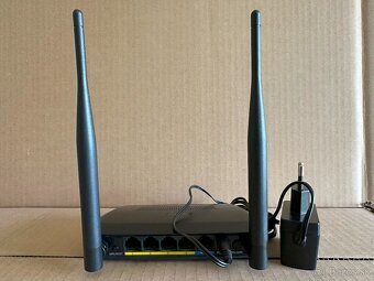 Zyxel NBG-418N v2 Wi-Fi router - 3