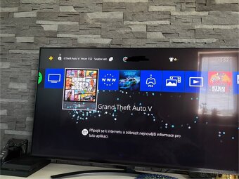 Predám PS4 plus hry a joysticky - 3