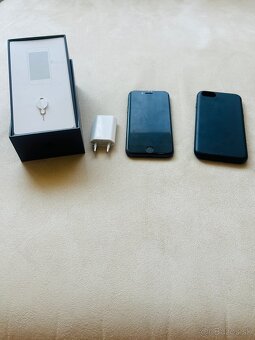 iphone 8 64 GB TOP STAV - 3
