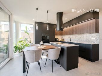 IBA U NÁSNa predaj 4i rodinný dom, 588m2, Trenčianská Turná - 3