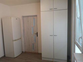 Predám 1- izbový byt Nitra Chrenová - 3